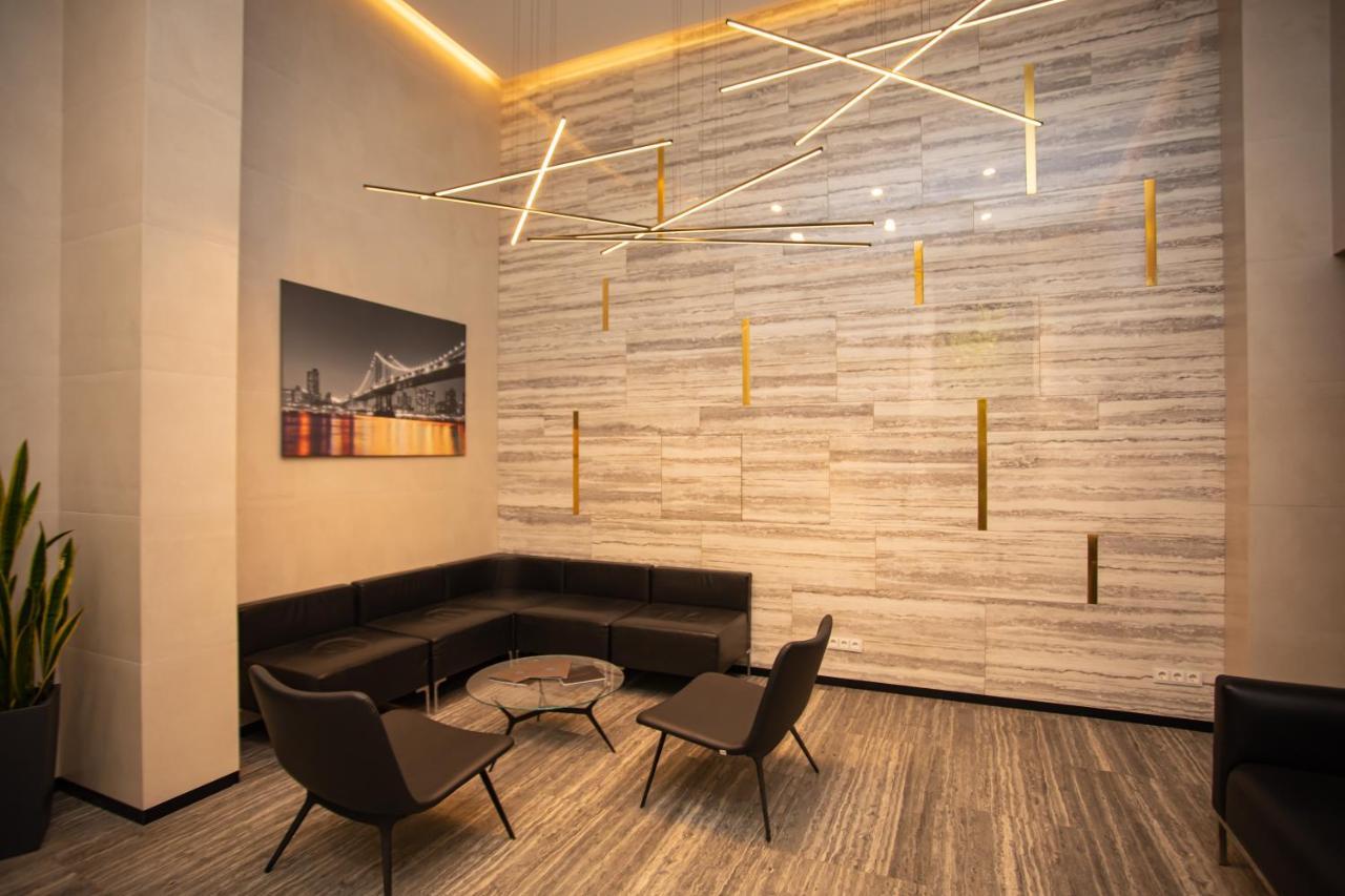 Petrovdom 13-141 In Rc New York Concept House With Bathroom Kiev Exterior foto